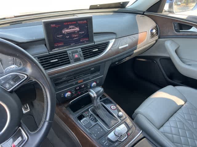 Thumbnail: 2013 Audi S6 - 20