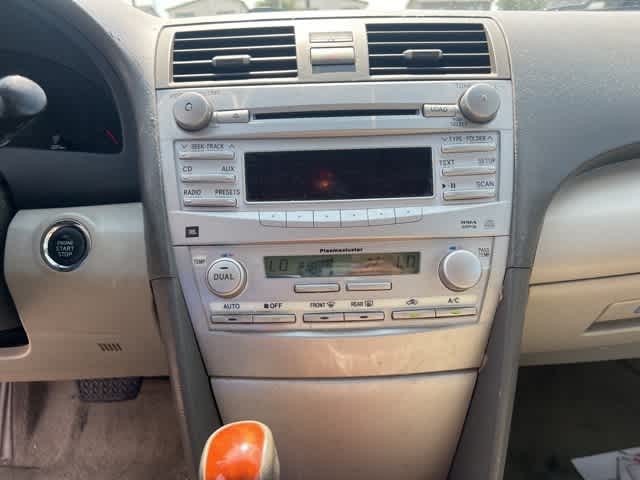 Thumbnail: 2010 Toyota Camry - 18