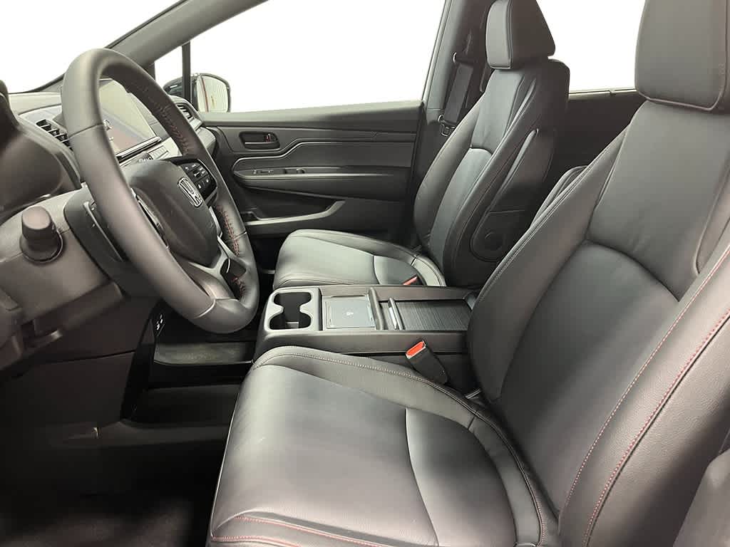 Thumbnail: 2026 Honda Odyssey - 13
