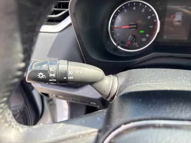 Thumbnail: 2021 Toyota RAV4 - 16