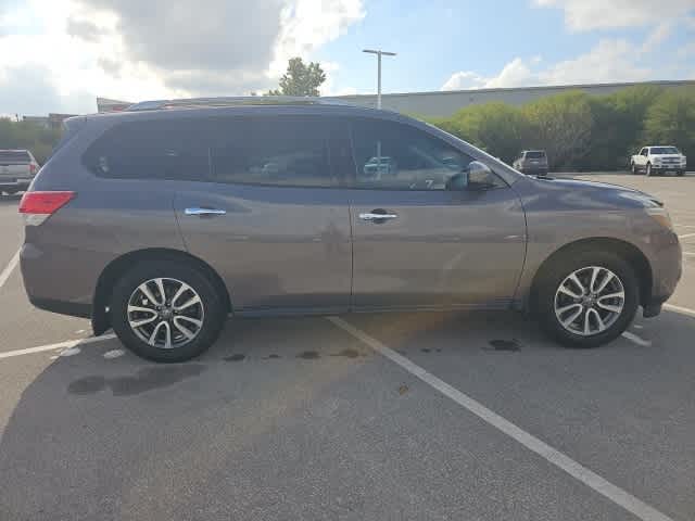 Thumbnail: 2014 Nissan Pathfinder - 4