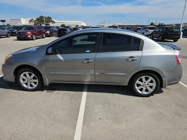 Thumbnail: 2012 Nissan Sentra - 9