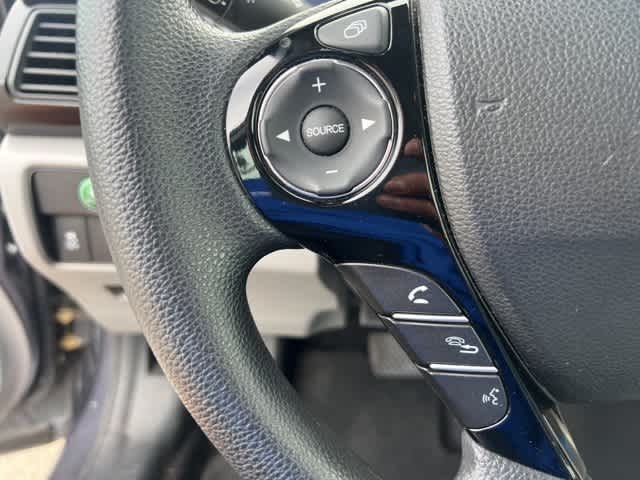 2017 Honda Accord LX 11