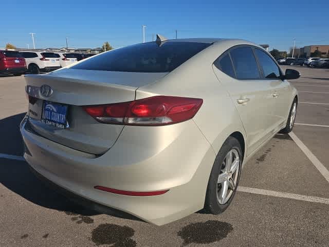 Thumbnail: 2017 Hyundai Elantra - 5