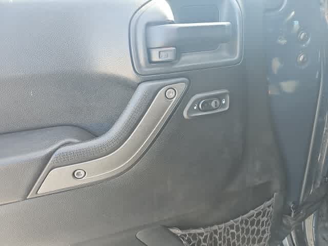 Thumbnail: 2018 Jeep Wrangler - 9