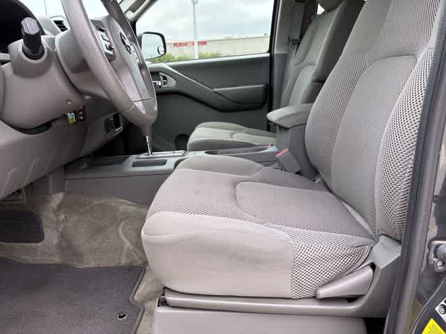 Thumbnail: 2014 Nissan Frontier - 18