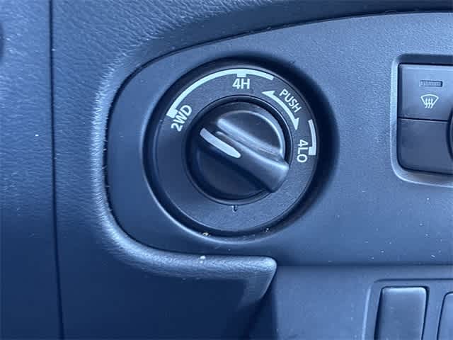 Thumbnail: 2022 Nissan Frontier - 40