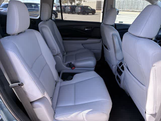 Thumbnail: 2021 Honda Pilot - 22