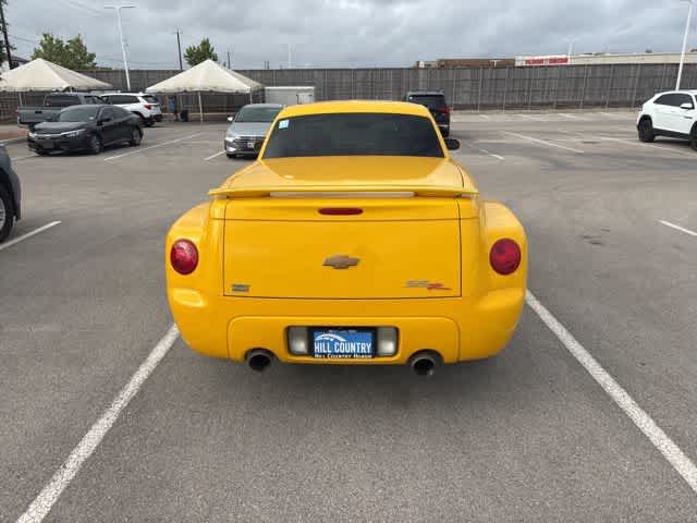 Thumbnail: 2003 Chevrolet SSR - 4