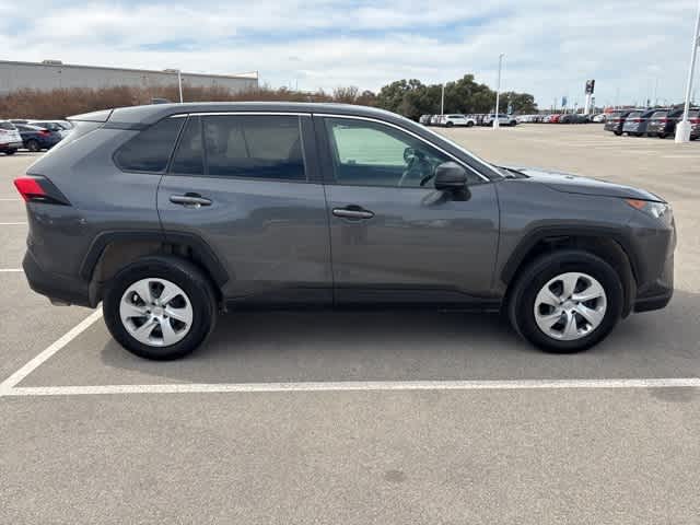 Thumbnail: 2022 Toyota RAV4 - 6