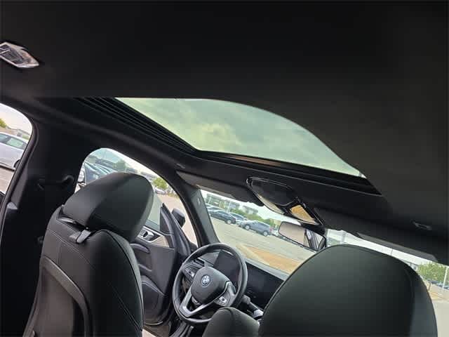 Thumbnail: 2023 BMW i4 - 23