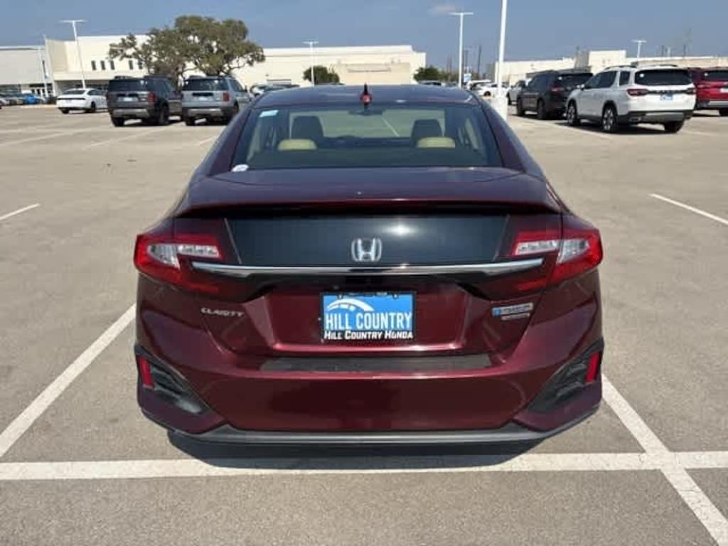 Used 2018 Honda Clarity Plug-In Hybrid Touring Sedan