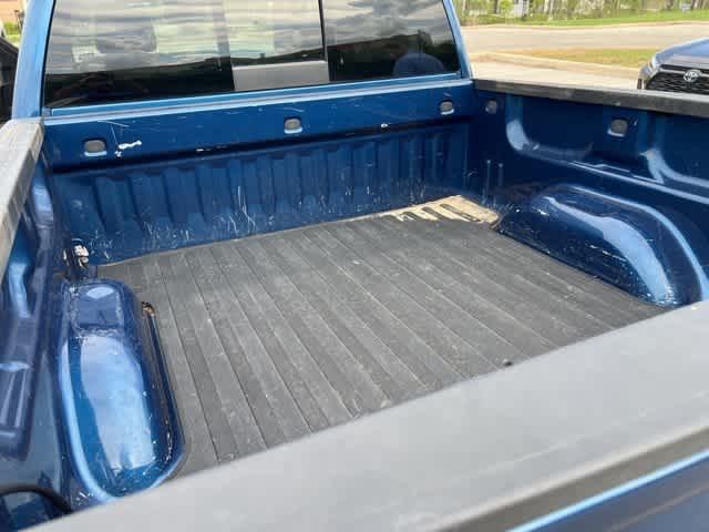 Thumbnail: 2018 Chevrolet Silverado 1500 - 17
