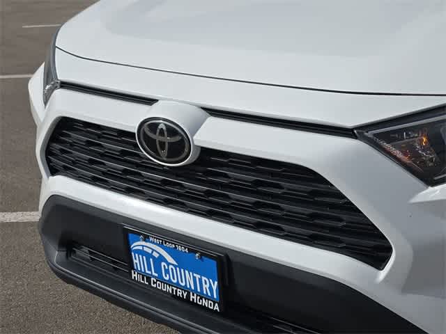 Thumbnail: 2021 Toyota RAV4 - 12