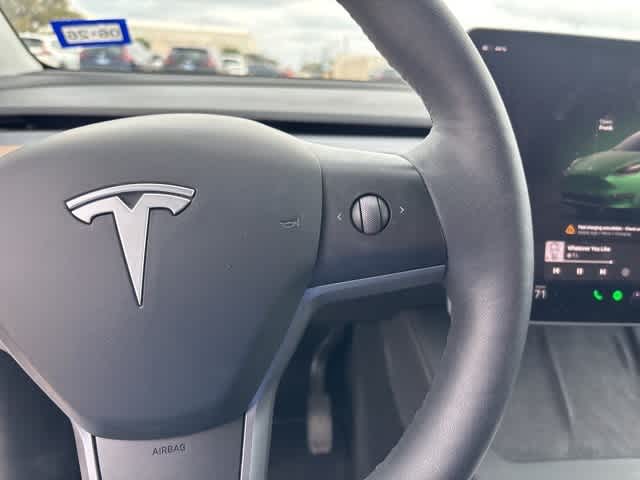 Thumbnail: 2023 Tesla Model Y - 12