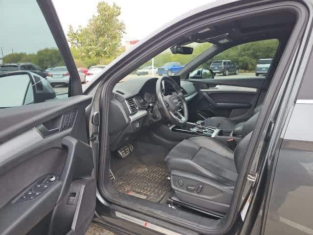 Thumbnail: 2021 Audi SQ5 - 9