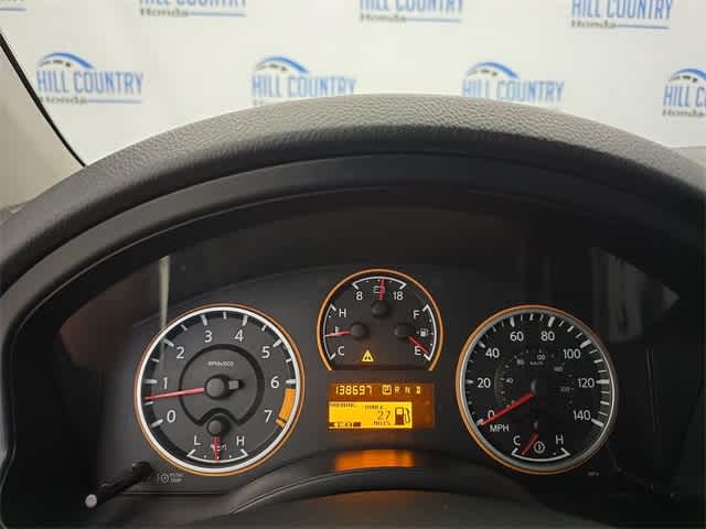2011 Nissan Armada SV 33