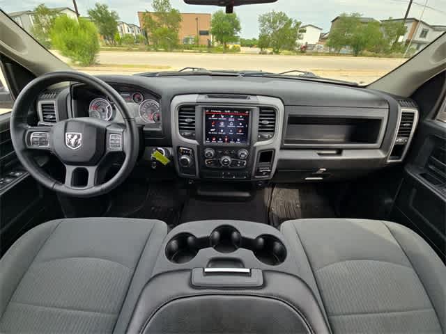 Thumbnail: 2021 RAM 1500 Classic - 16