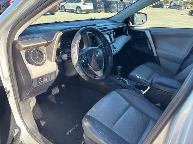 Thumbnail: 2013 Toyota RAV4 - 9