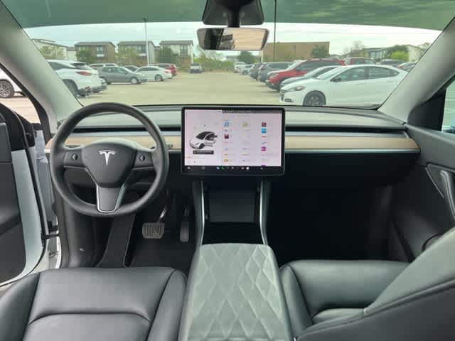 Thumbnail: 2021 Tesla Model Y - 18