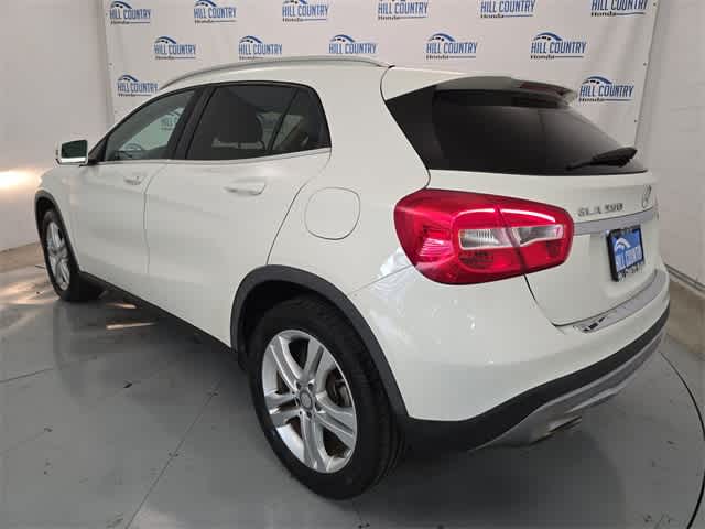 Thumbnail: 2017 Mercedes-Benz GLA - 4