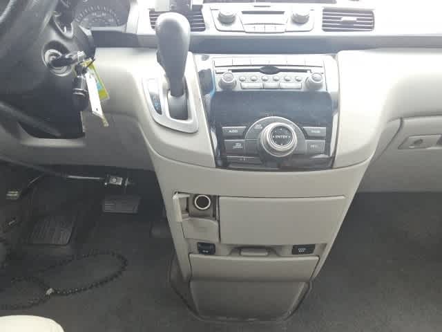 Thumbnail: 2013 Honda Odyssey - 18