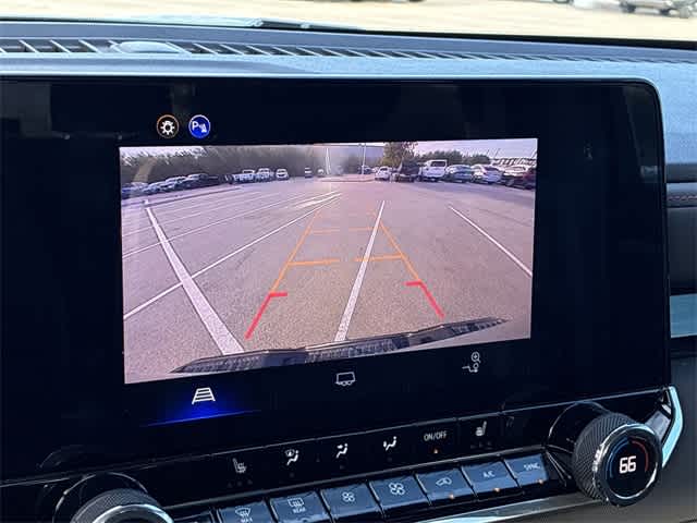 Thumbnail: 2024 Chevrolet Colorado - 30