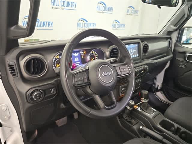 Thumbnail: 2023 Jeep Gladiator - 2