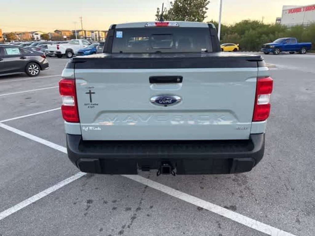 Used 2024 Ford Maverick Lariat Truck SuperCrew