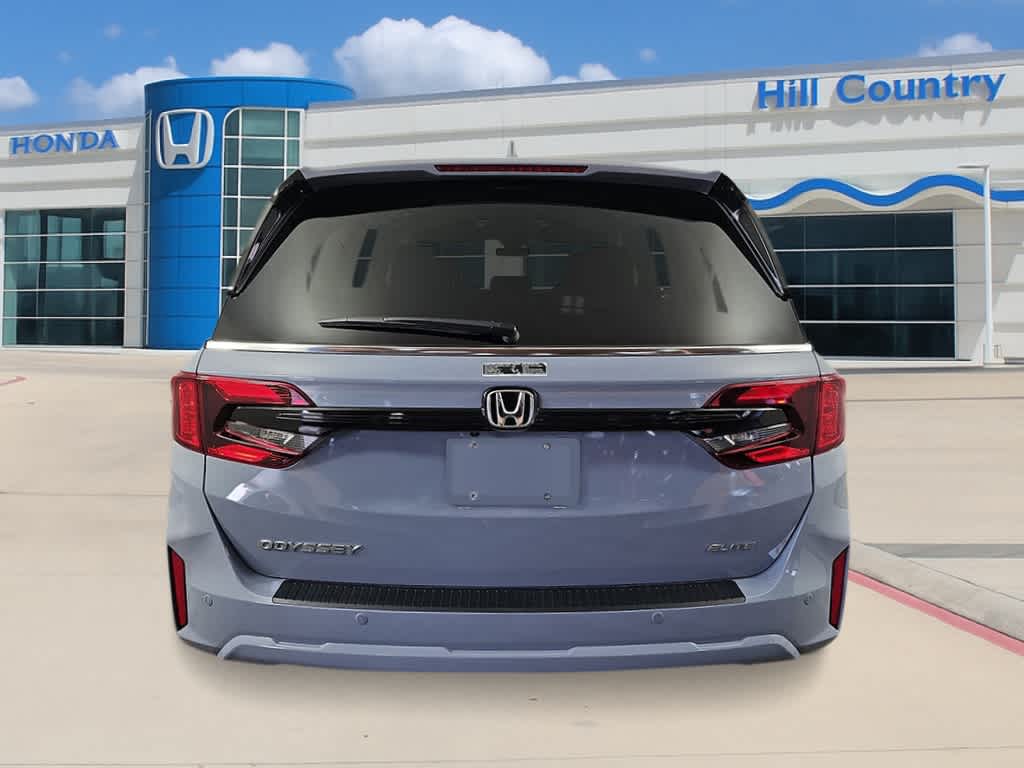 2026 Honda Odyssey Elite photo 3