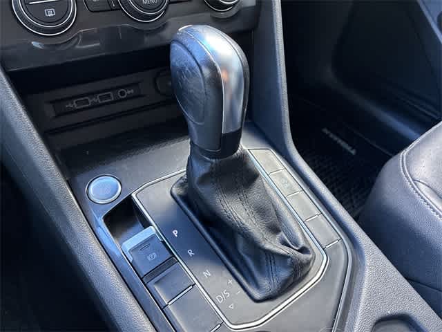 Thumbnail: 2020 Volkswagen Tiguan - 33