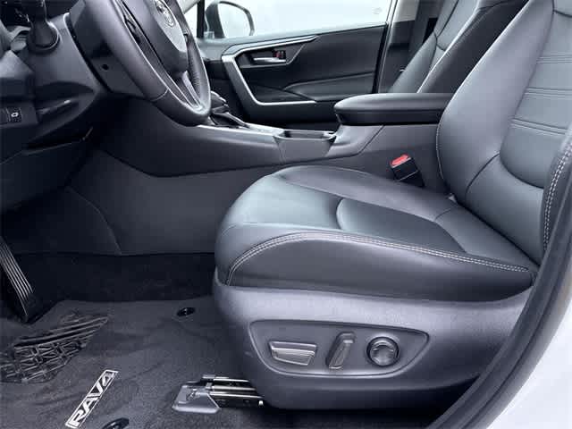 Thumbnail: 2024 Toyota RAV4 - 18