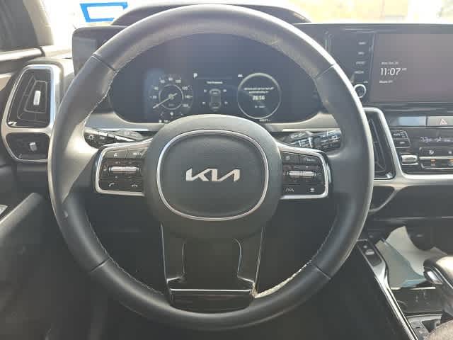 Thumbnail: 2023 Kia Sorento - 12