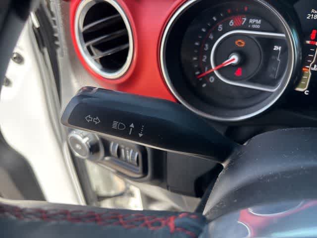 Thumbnail: 2019 Jeep Wrangler - 15