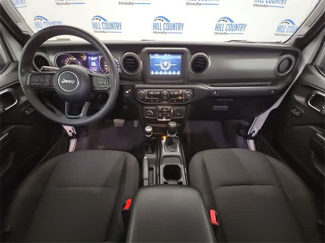 Thumbnail: 2023 Jeep Gladiator - 16