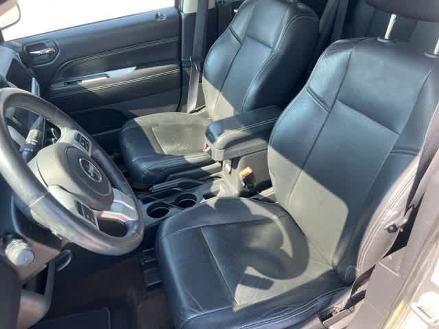 Thumbnail: 2015 Jeep Compass - 23