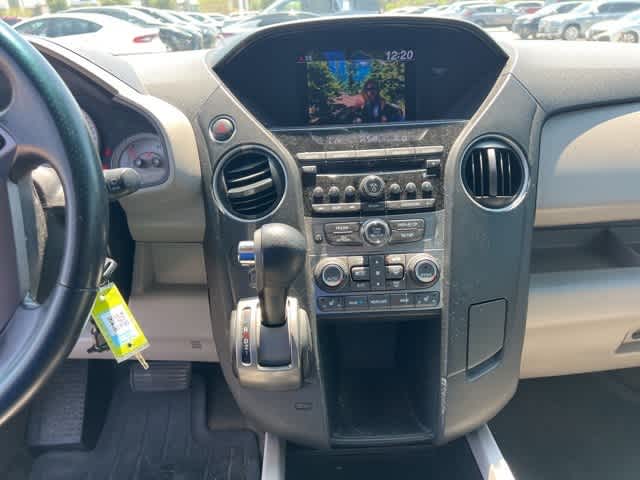 Thumbnail: 2013 Honda Pilot - 17