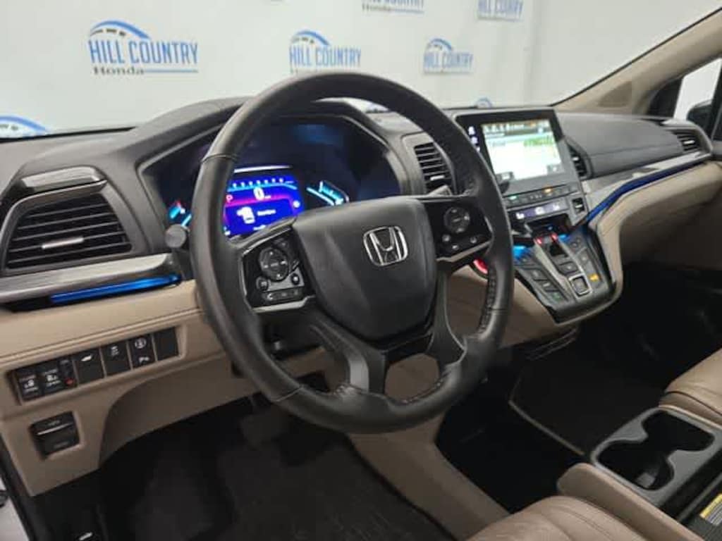 Certified 2024 Honda Odyssey Elite Van