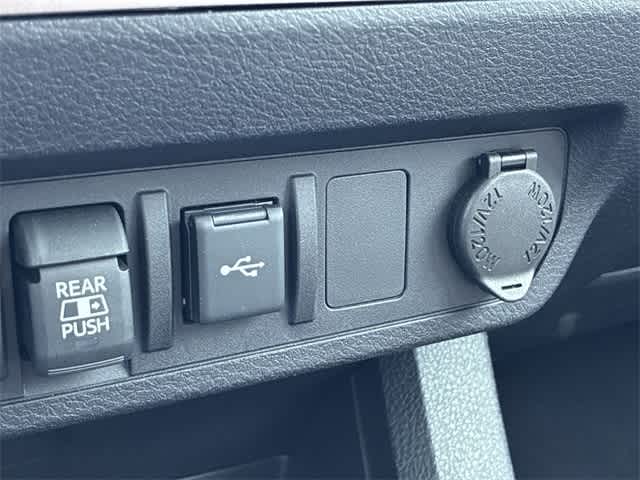 Thumbnail: 2023 Toyota Tacoma - 32