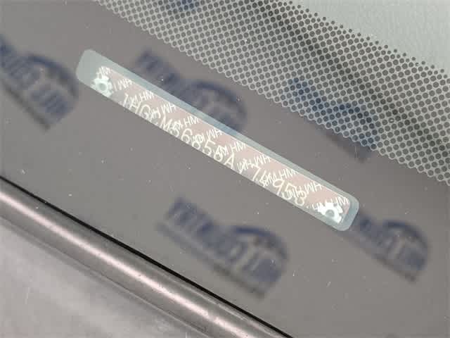 Thumbnail: 2005 Honda Accord - 38
