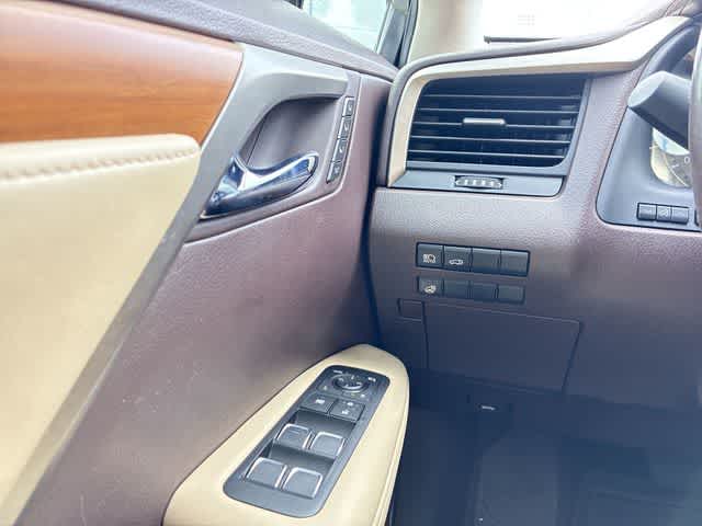 Thumbnail: 2020 Lexus RX - 39