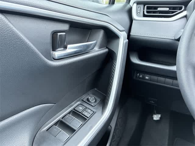 Thumbnail: 2024 Toyota RAV4 - 40