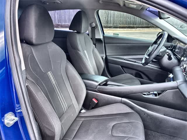 Thumbnail: 2021 Hyundai Elantra - 22