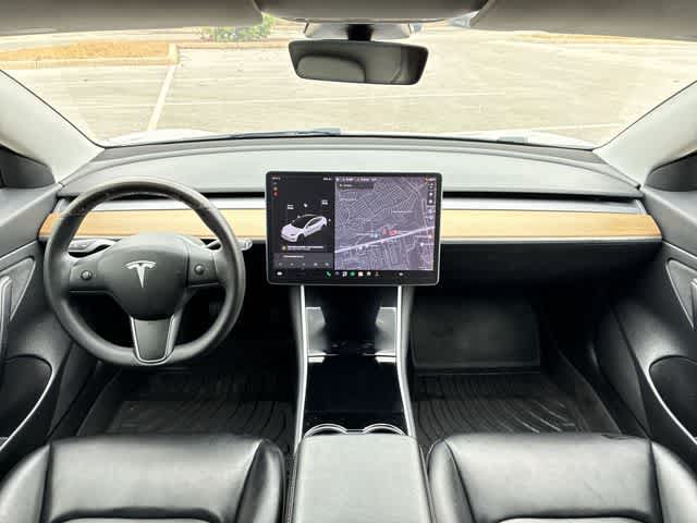 Thumbnail: 2020 Tesla Model 3 - 16
