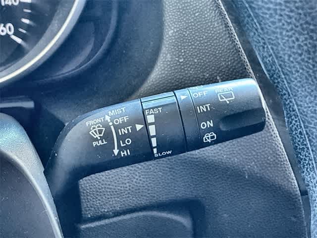 Thumbnail: 2015 Mazda Mazda5 - 26