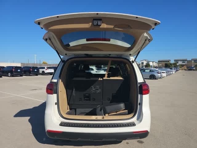 Thumbnail: 2021 Kia Sedona - 22