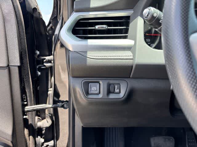 Thumbnail: 2023 GMC Acadia - 10