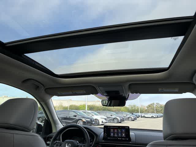 Thumbnail: 2025 Honda Pilot - 22