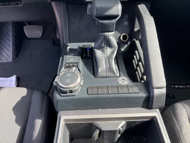 Thumbnail: 2024 Toyota Tacoma - 18