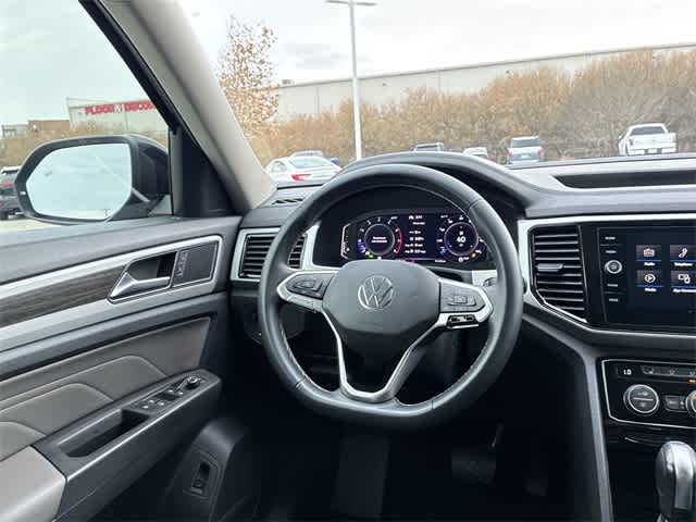 Thumbnail: 2022 Volkswagen Atlas - 23